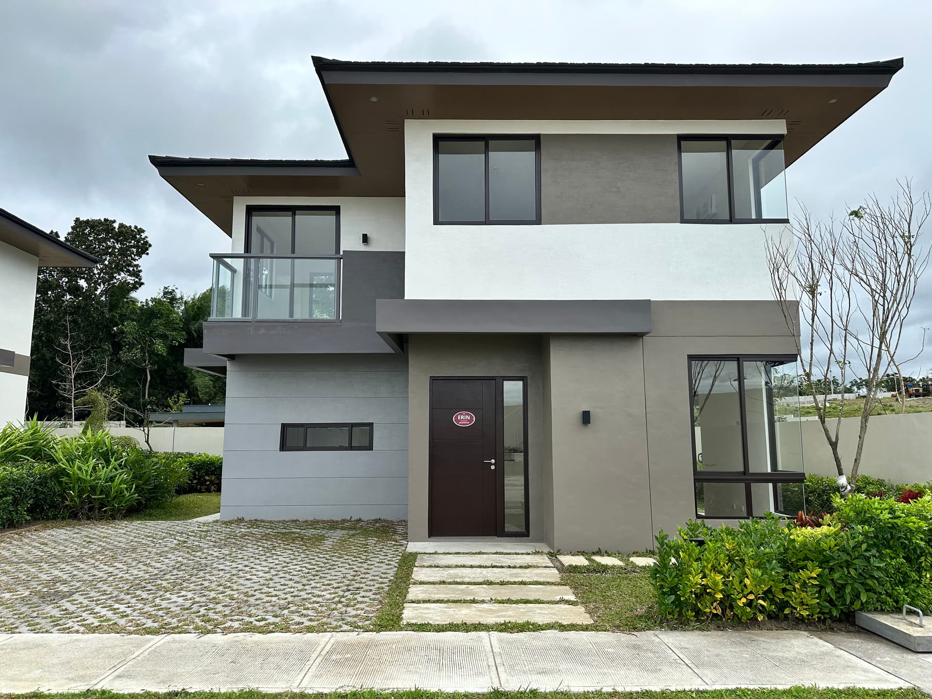 3BR 95sqm House & Lot for Sale in Calamba