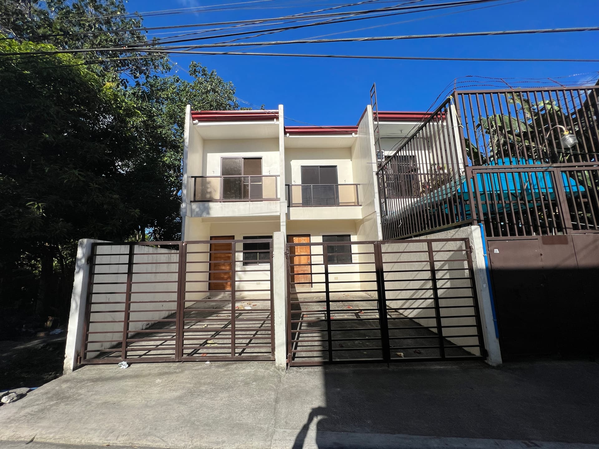 For Sale! 3 Bedrooms House and Lot in Amparo Village North Caloocan 6M -AJCF
