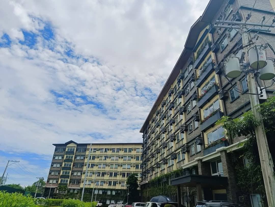 FOR SALE! Studio unit 30sqm Condominium in Brgy Mandalagan Bacolod-AP