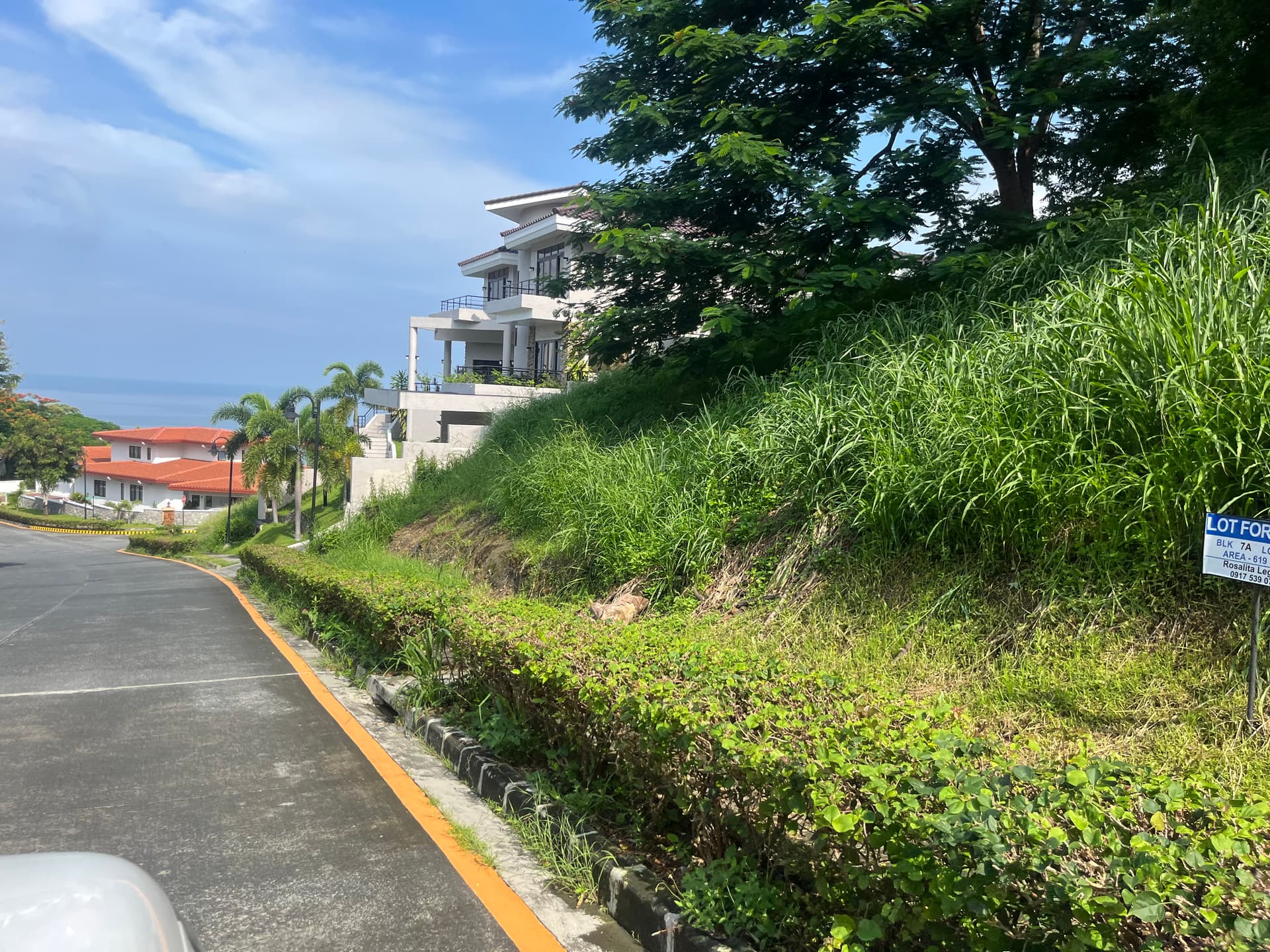 1BR Beach Resort for Sale in Nasugbu