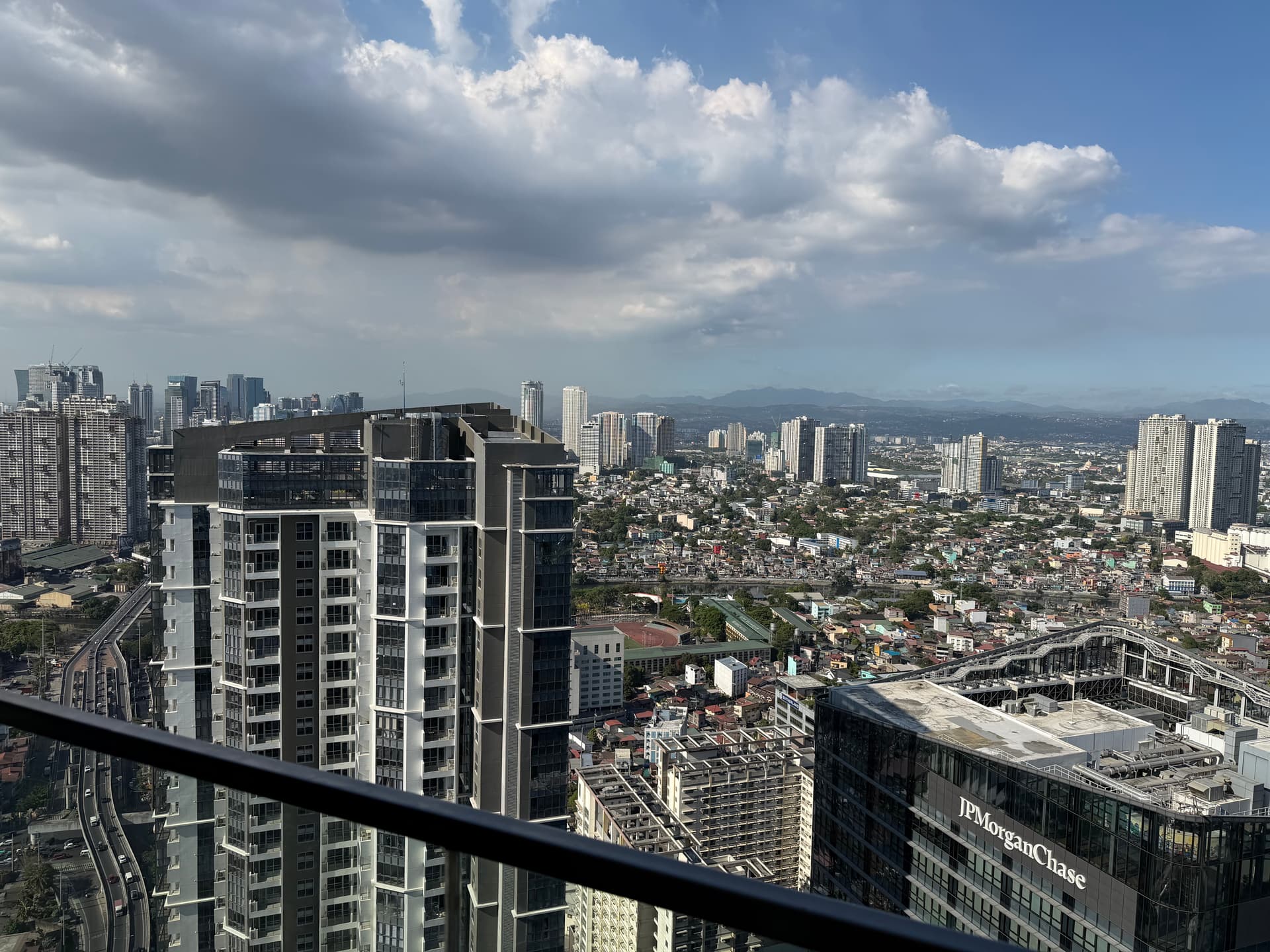 For Sale 2 Bedroom Rent to Own Condo in Uptown Parksuites 2 BGC Taguig near British School Manila