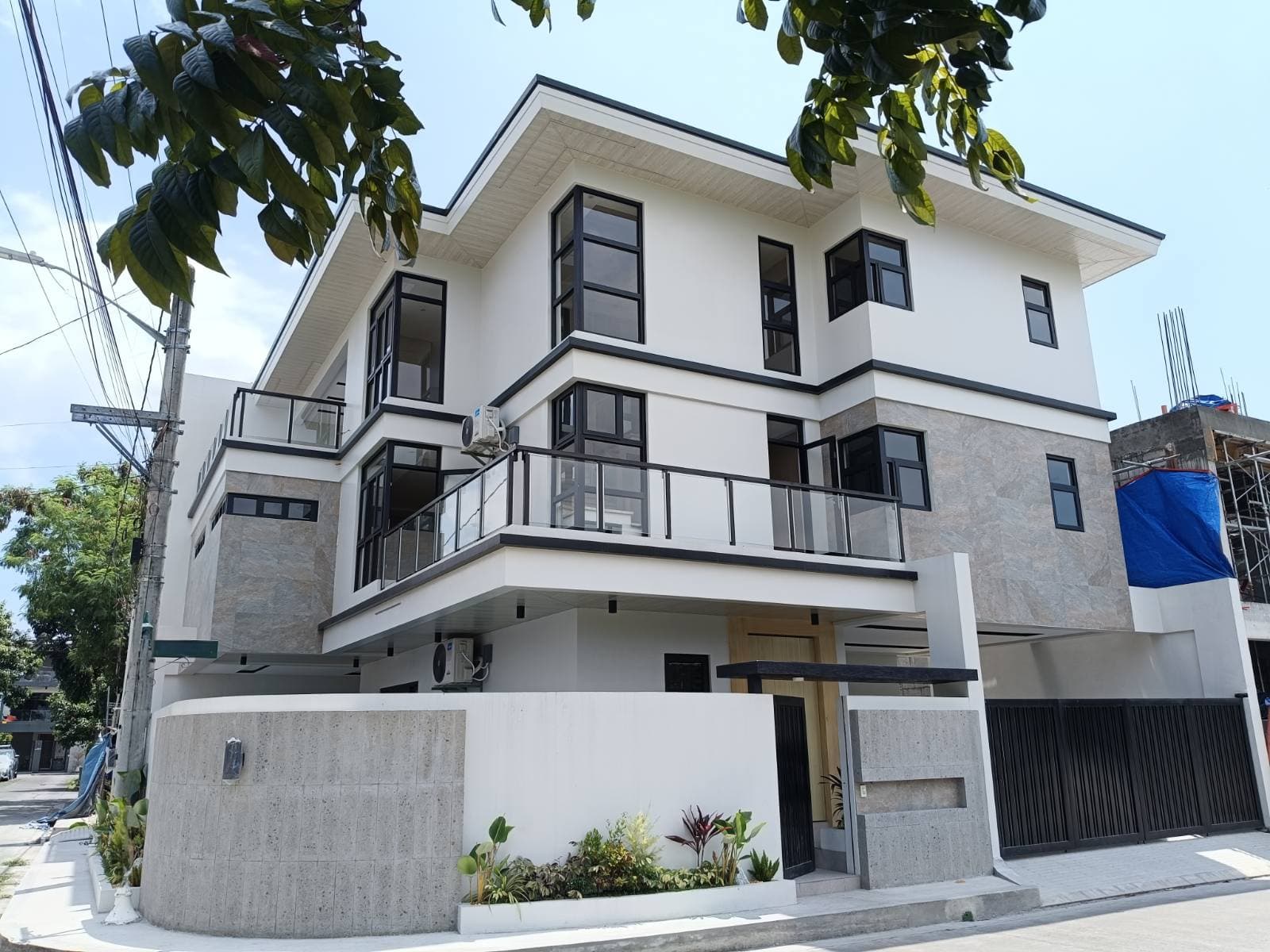 Six Bedrooms House and Lot for Sale in Greenwoods Pasig with Pool-MD 