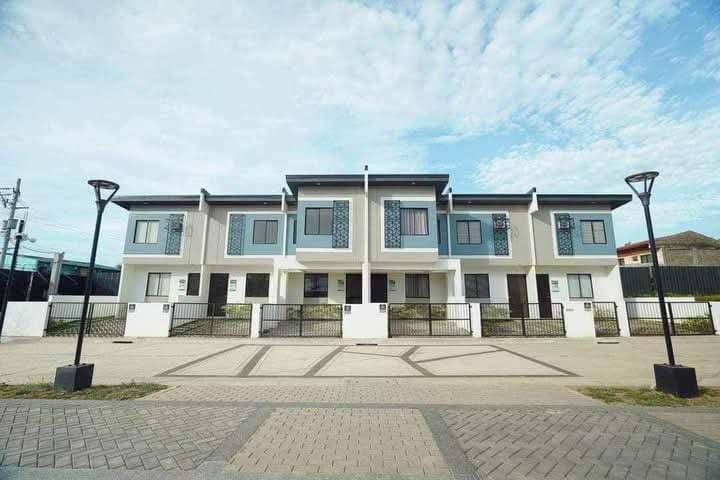 FOR SALE! Pre Selling 2-Storey Townhouse in Brgy Vista Alegre Bacolod city-AP