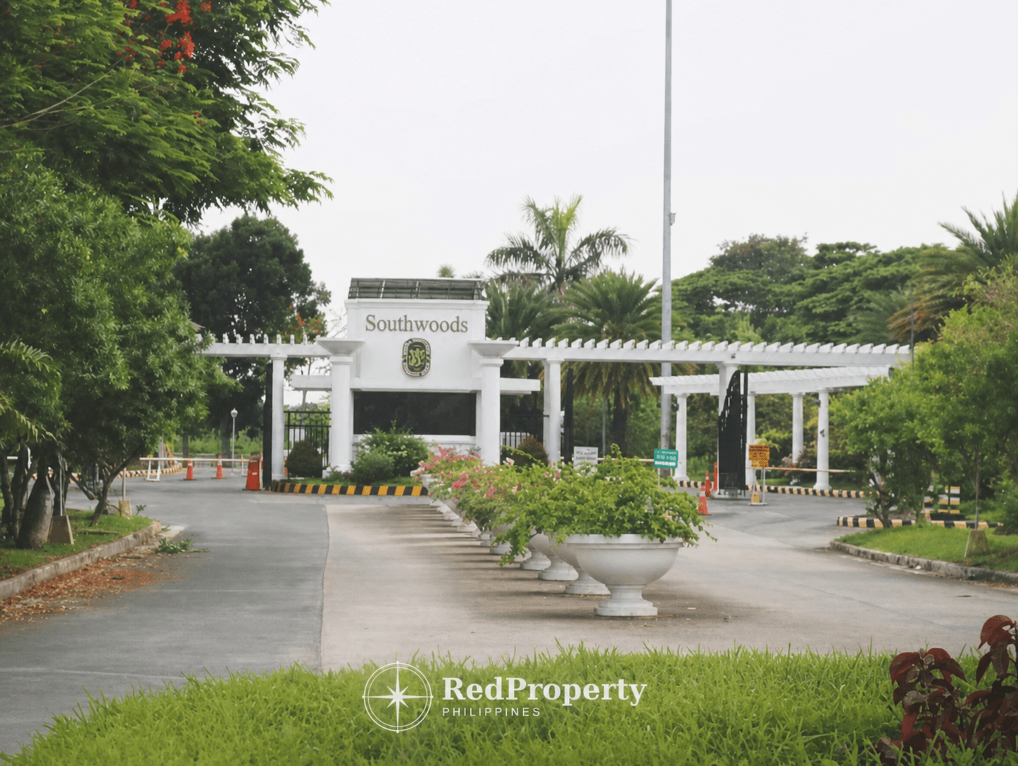 Fairway Residential Lot for Sale in Manila Southwoods, Carmona, Cavite