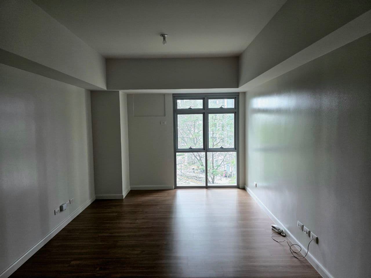 Orean Place | Studio 33sqm Condo for Rent in Quezon City