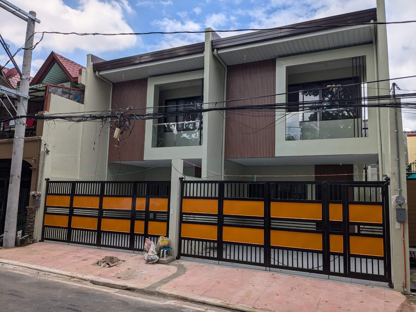 4BR 140sqm Modern 2 Storey Townhouse for Sale in Marikina RG