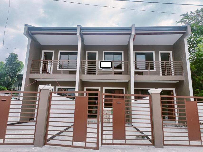 For Sale Townhouse in Pamplona Tres Las Pinas 5.9M only - JB