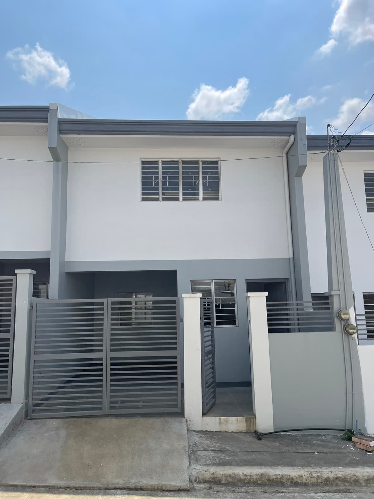 2BR 82sqm Townhouse for Sale in San Luis Antipolo RG