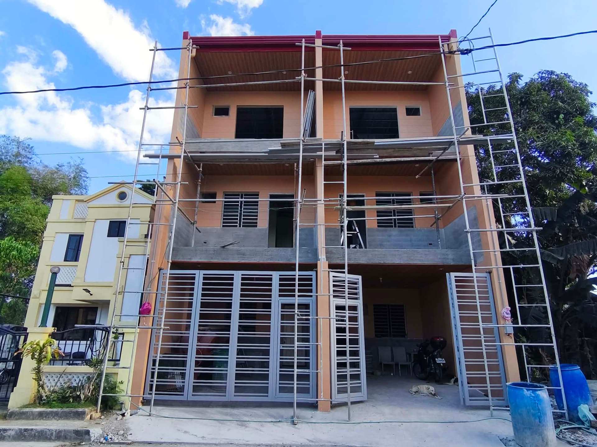San Jose Cainta Rizal For Sale Duplex 3 Storey Townhouse near Ortigas Ave RG