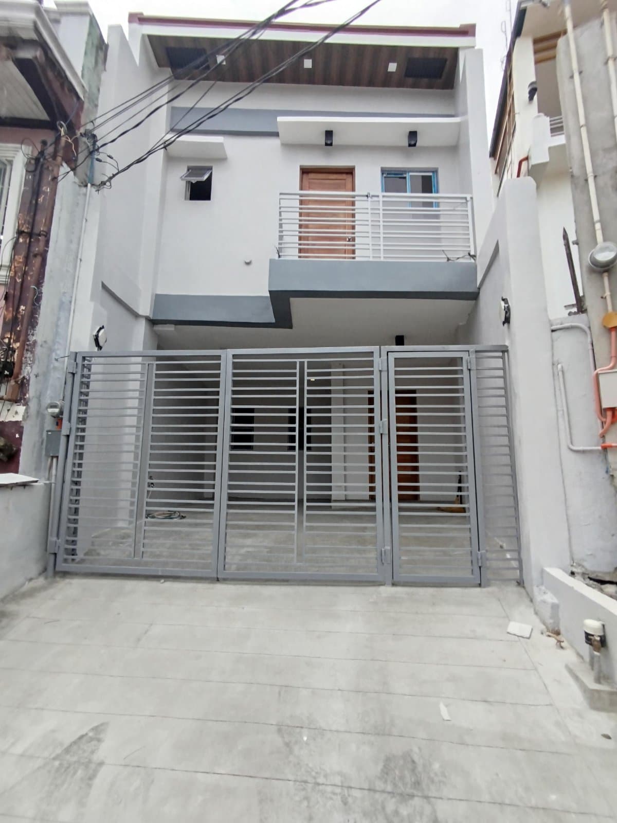 1BR 130sqm House & Lot for Sale in Parañaque