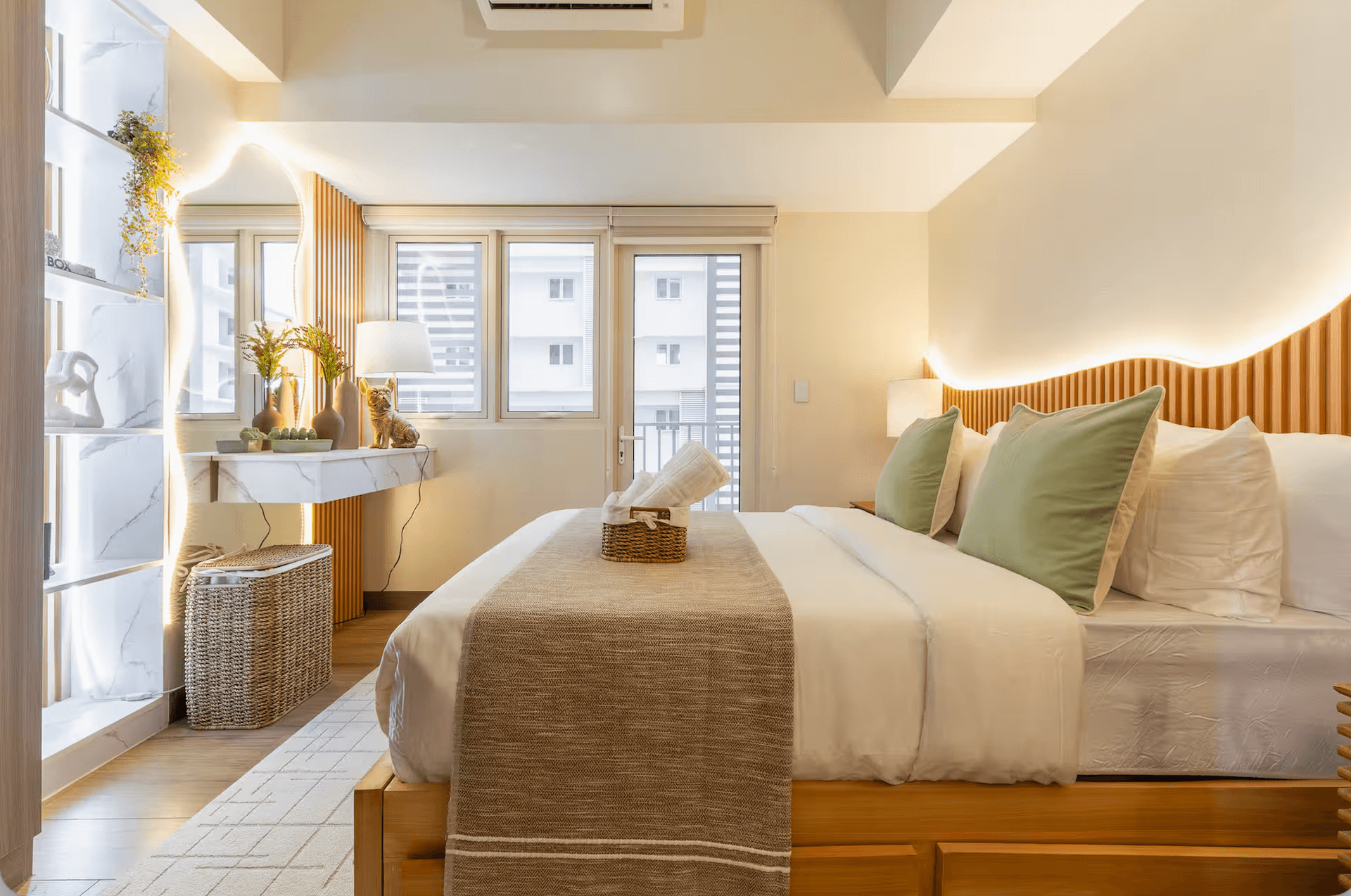Elegant Fully Furnished 1BR with Balcony for Sale in Park McKinley West