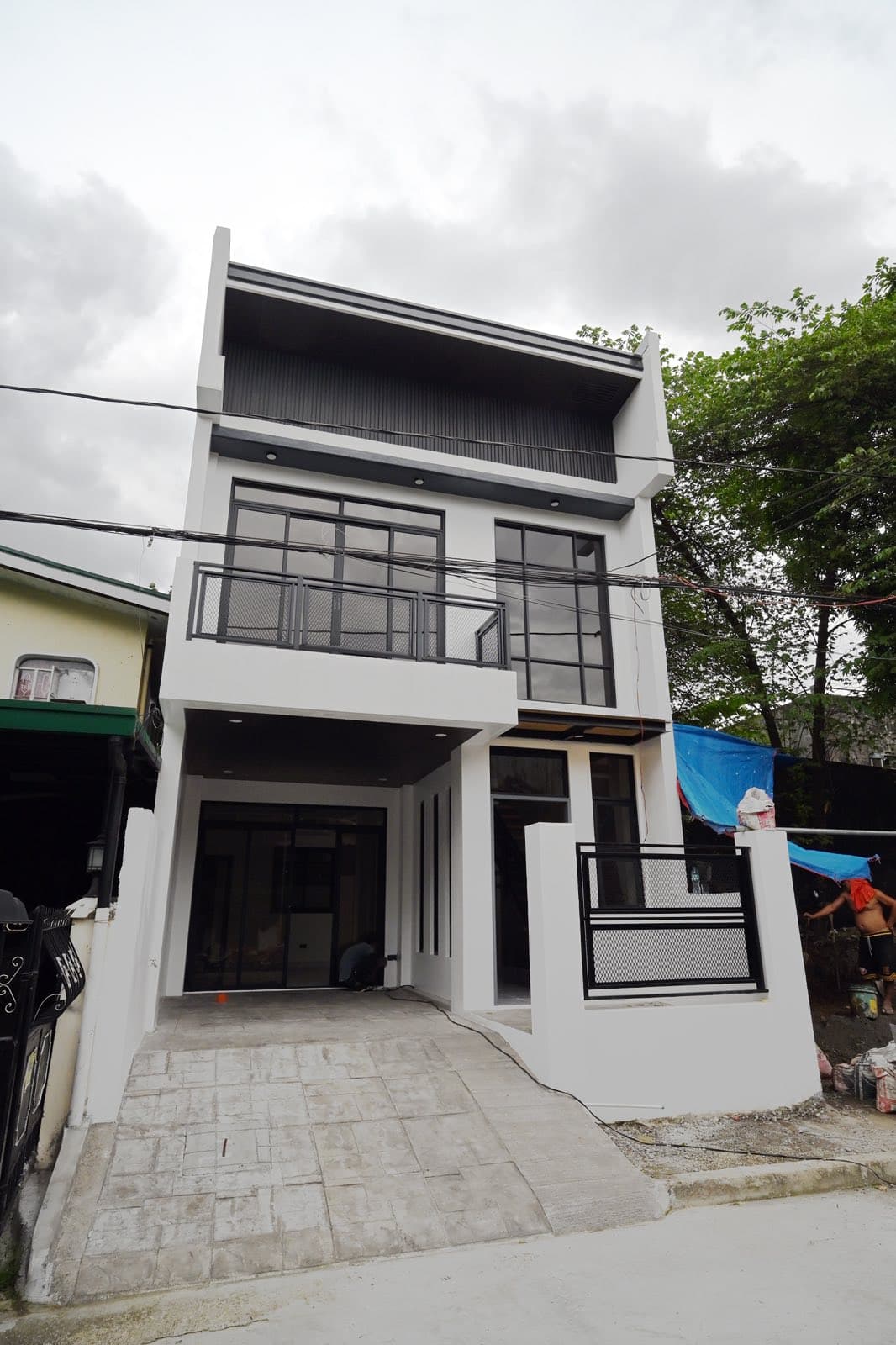 Munting Dilaw Antipolo 2 Storey Townhouse for Sale 3 Bedrooms near Ortigas Hospital RG