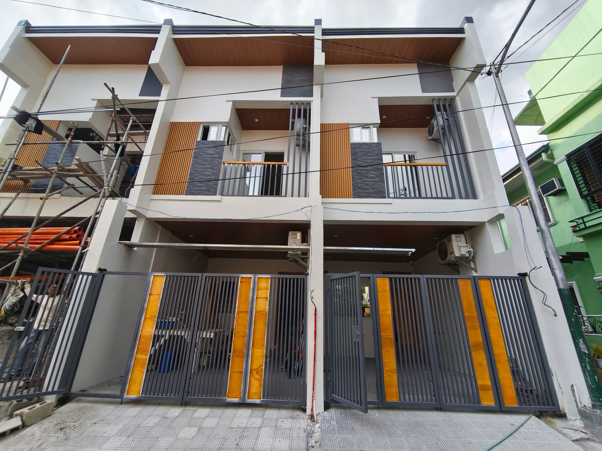 Two Storey Triplex Townhouse for Sale in Greenheights Paranaque - JB