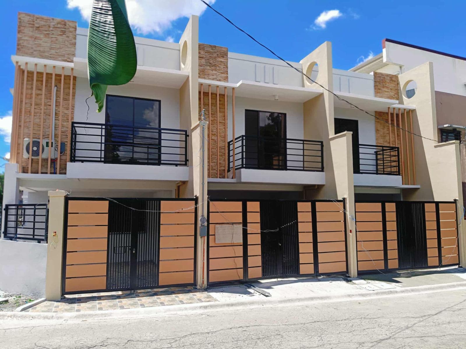 Townhouse for Sale in Katarungan Village Muntinlupa Modern 2Storey-MD