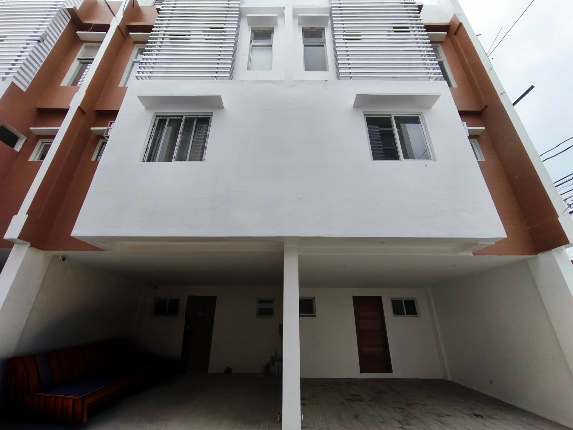 For Sale! Fully Furnished Townhouse in Project 2 Quezon City -AJCQ