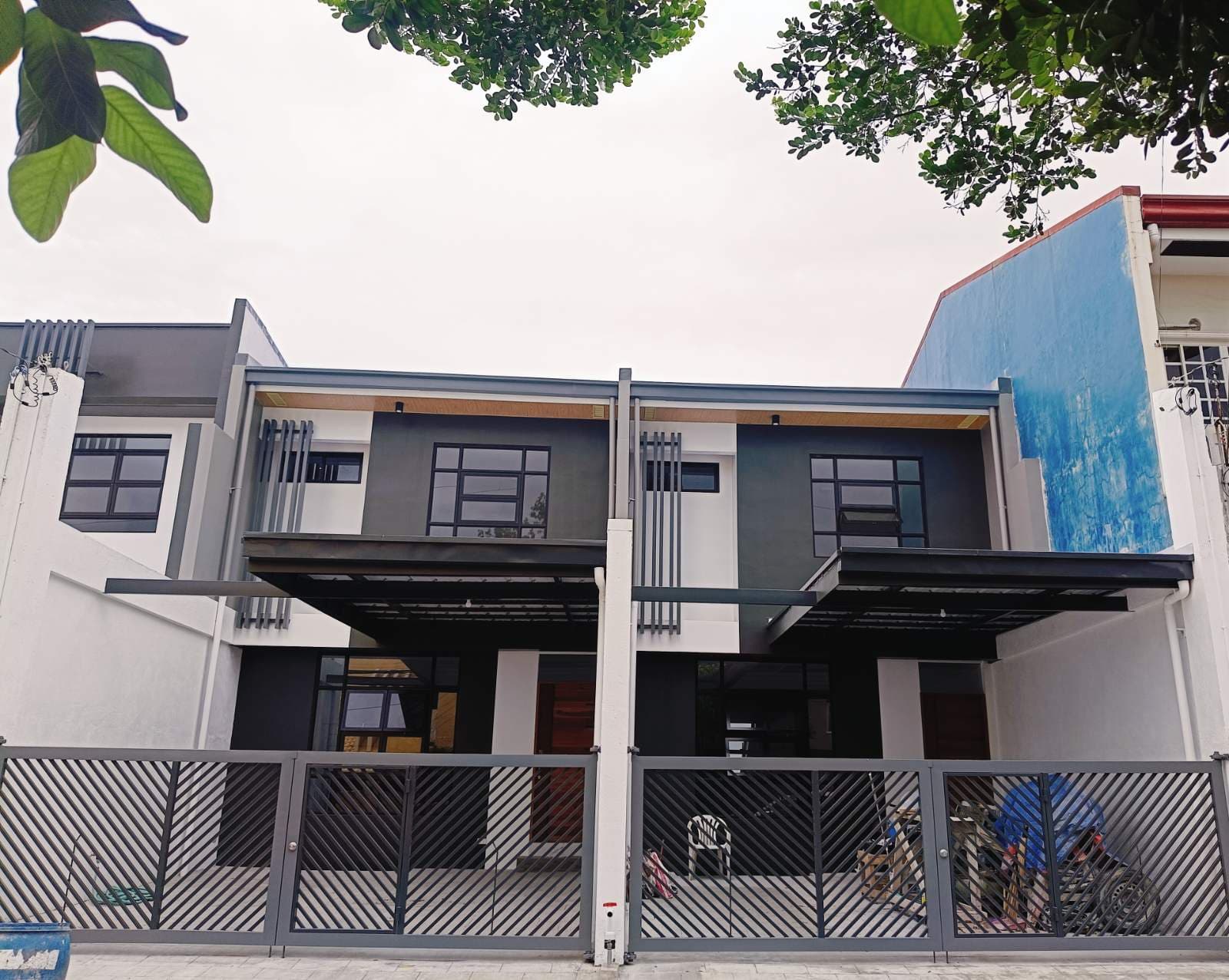 Duplex Modern Elegant House and Lot for Sale in Betterliving Flood Free area-MD
