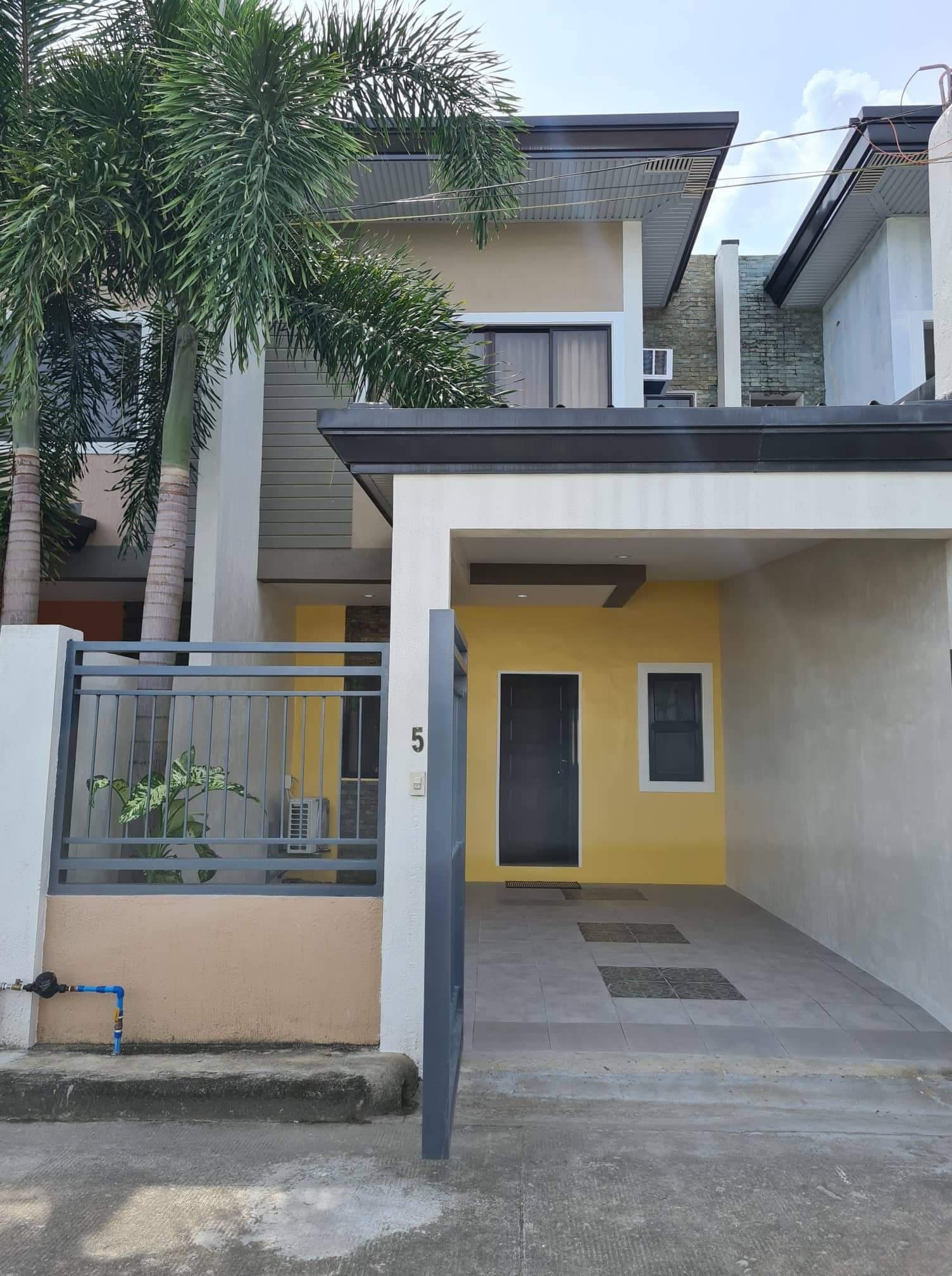 FOR SALE! Furnished Brand New Townhousew/ 3 BR near National Highway Talisay-AP
