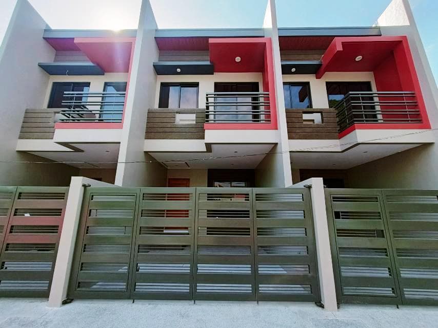 Two Storey Townhouse for Sale in Las Pinas Gatchalian Village 3 Bedrooms - JB