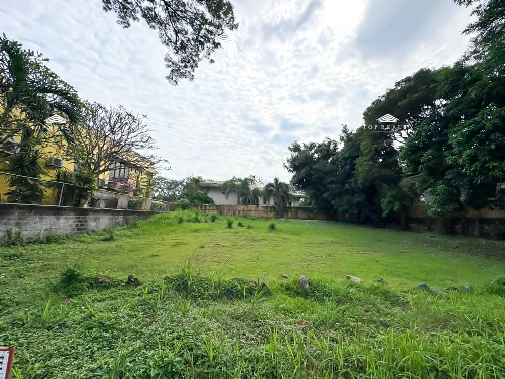 Ayala Alabang Village by Ayala Land | Bare 702 SQM Residential Lot for Sale in Muntinlupa City