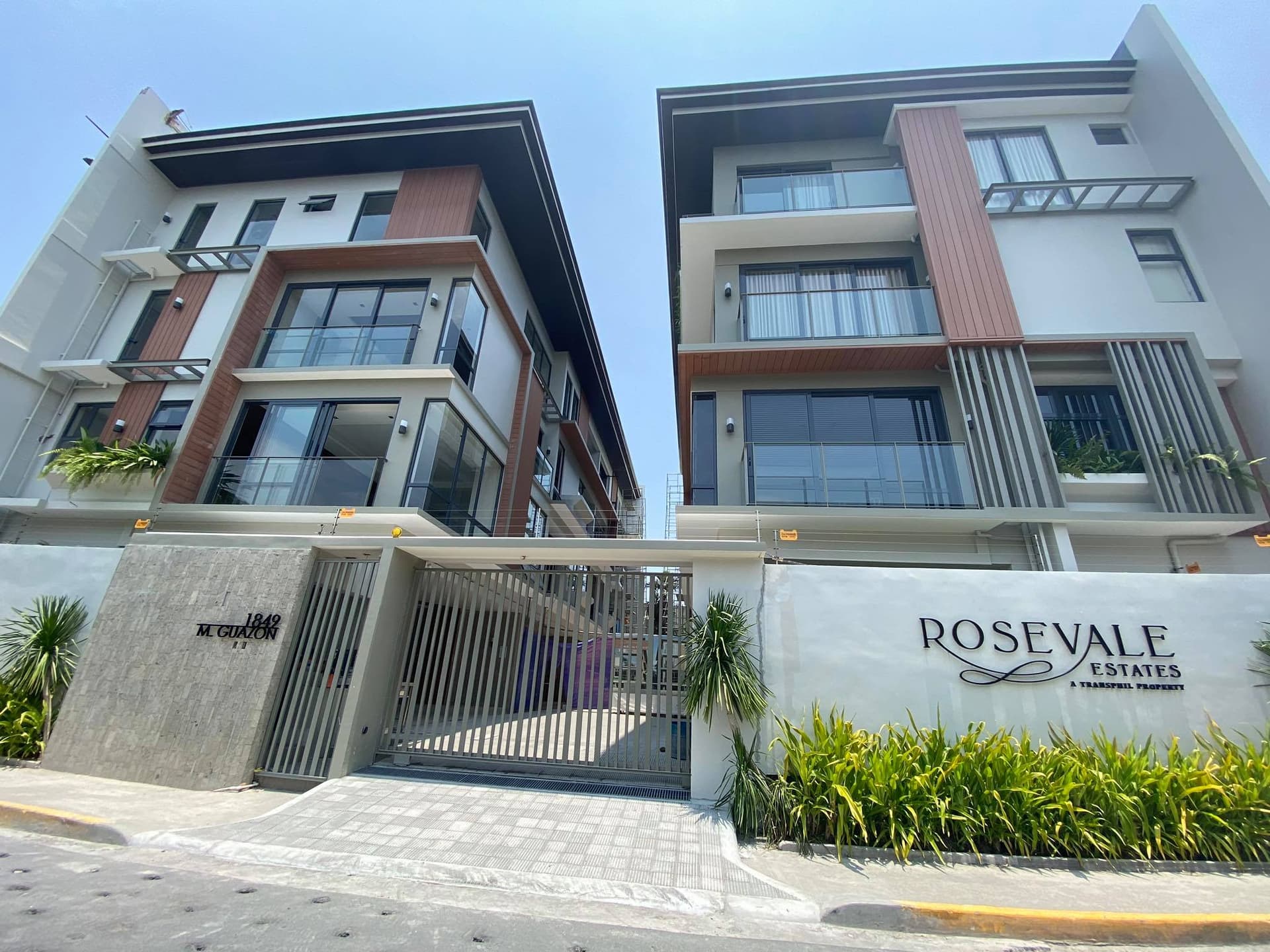 For Sale! Brandnew Paco Manila Townhouse with 3 Car Park-AJCH