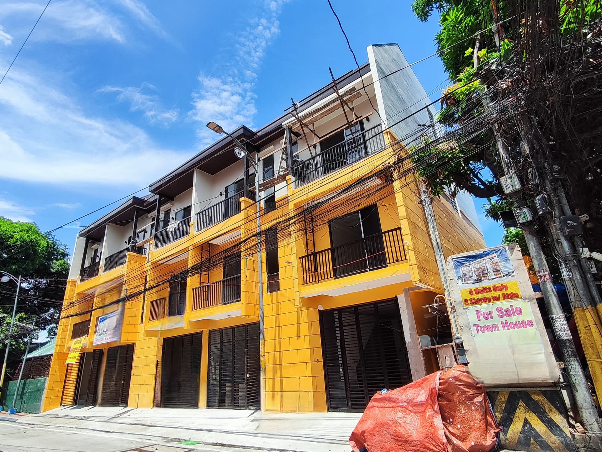 16M Ready For Occupancy 3 Storey Townhouse with Attic Near OB Montessori For Sale in Santa Ana Manila - LSS