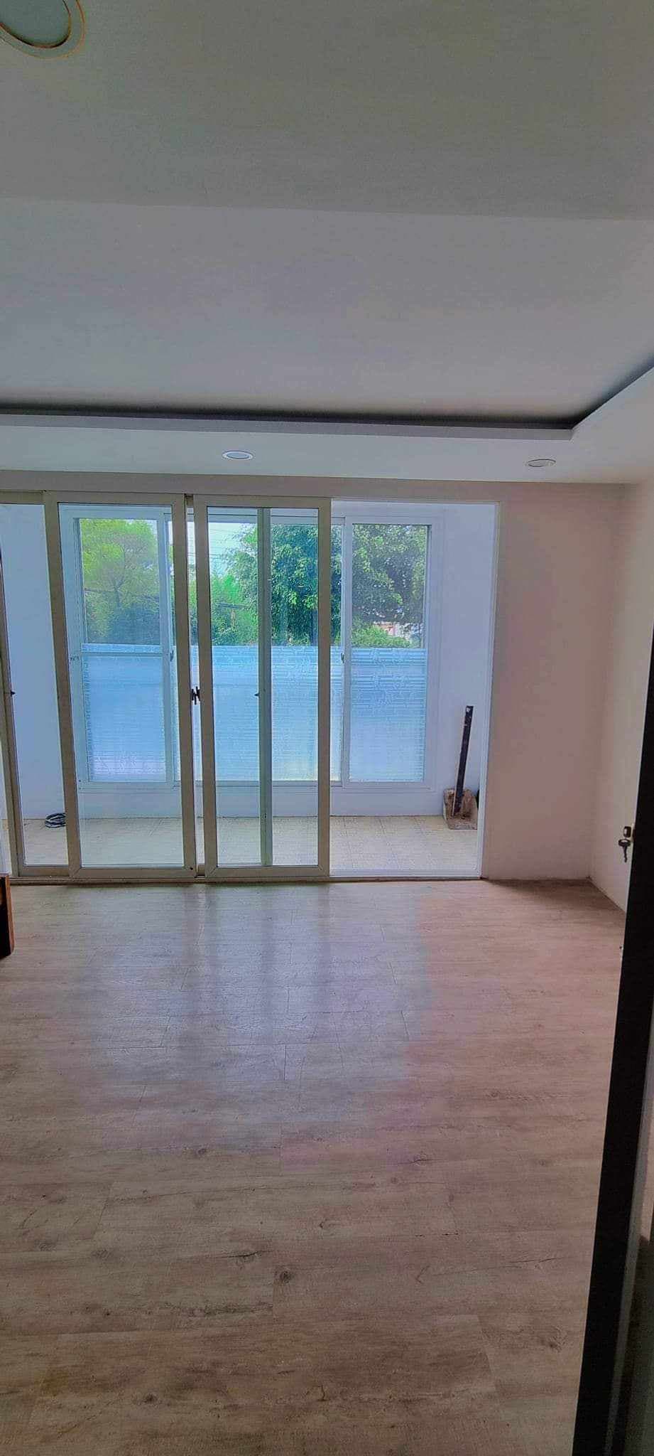3-Bedroom, 2-Full bath & Balcony CONDO w/ Perpetual Ownership in Gibraltar, Baguio City - CC
