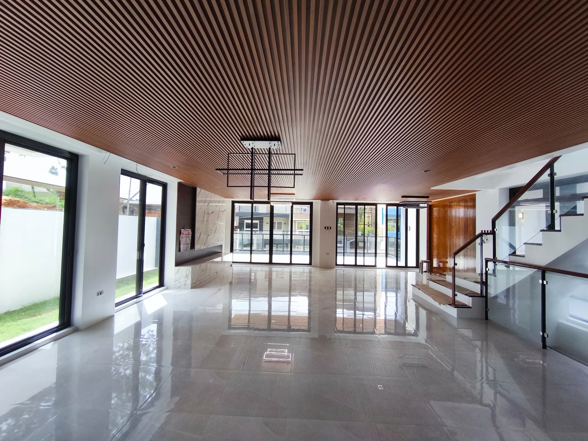 Brandnew 3-Storey SMART Home w/ Entertainment Bar (4th Floor) for sale in San Luis Village - CC
