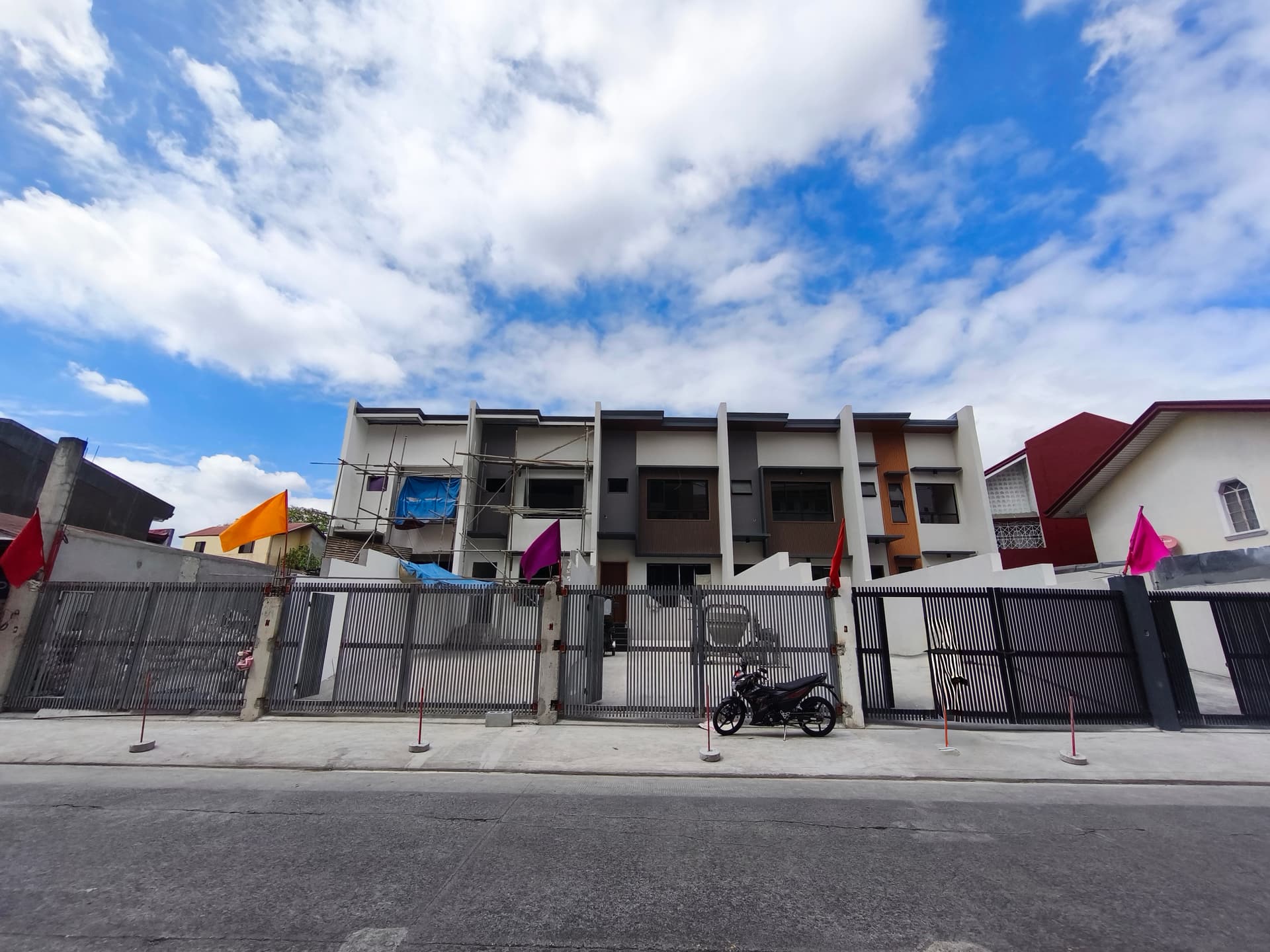 Lower Antipolo For Sale 2 Storey Townhouse 4 Bedrooms near SM Masinag RG