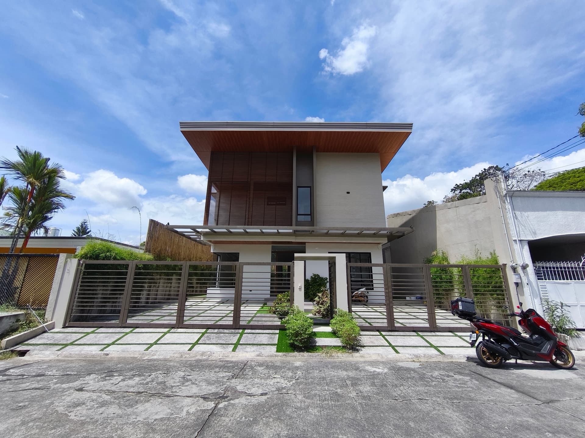 Single Detached House and Lot for Sale in BF Homes Paranaque 4 Bedrooms 4 Carport - JB