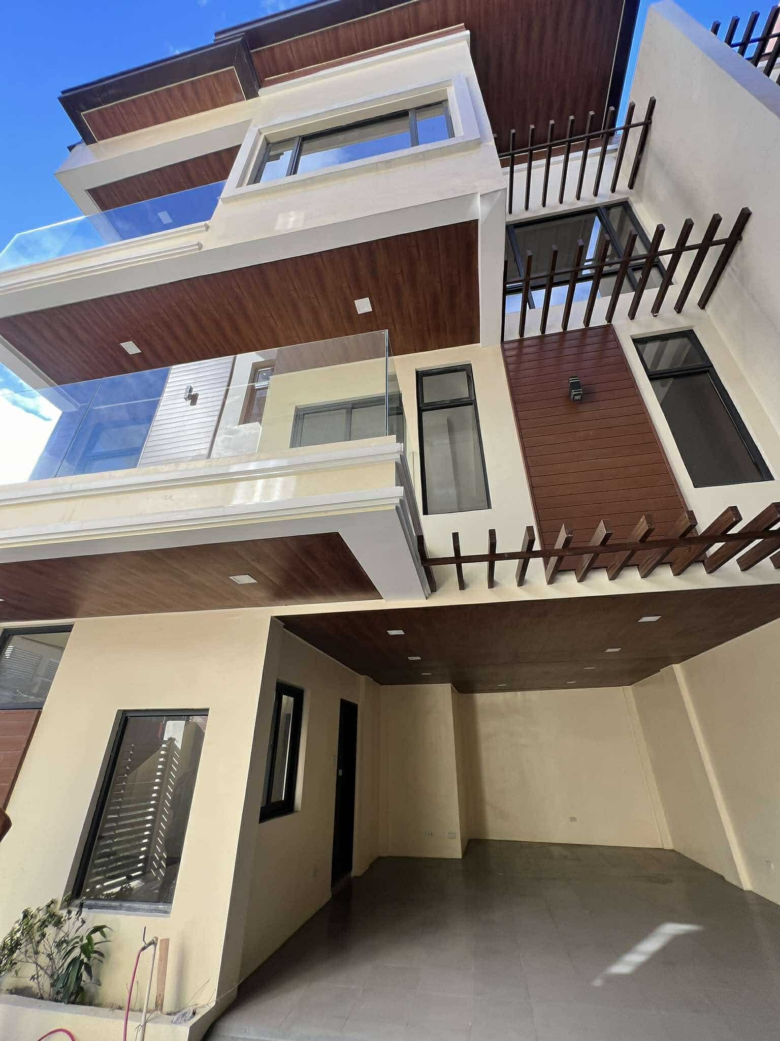 Tandang Sora Brandnew 2 Car Garage Townouse Inside Subdivision near Mindanao Avenue Quezon City SD