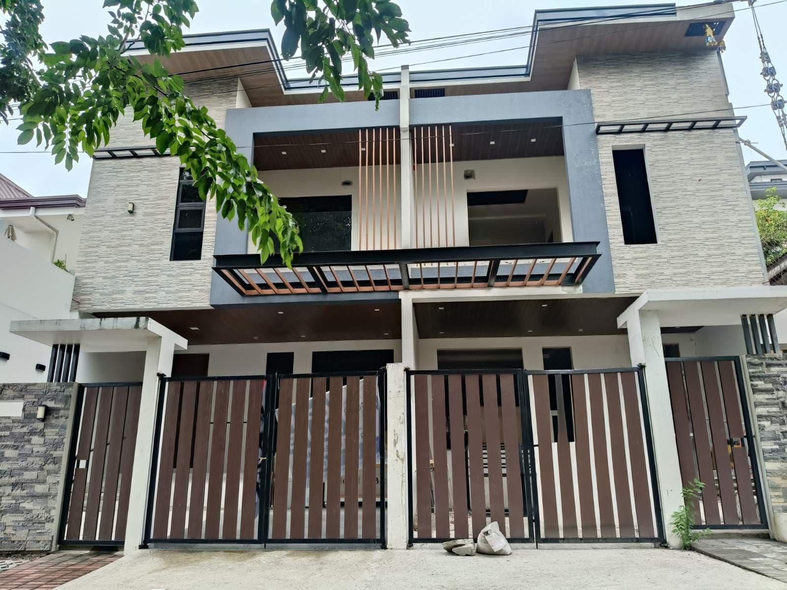 Duplex Type House and Lot for Sale in Putatan Muntinlupa Brandnew-MD