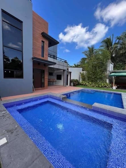 Pre-Owned House and Lot For Sale in Alfonso Cavite (airbnb)-MC