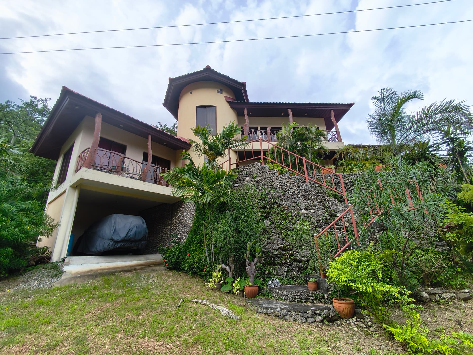 Beachside House and Lot for Sale in Calatagan Batangas | Walking Distance to the Beach -RAS