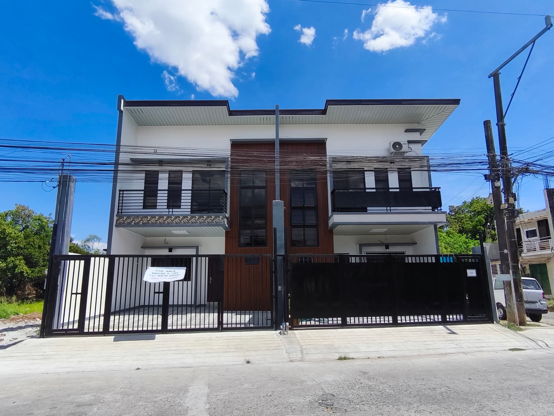 Munting Dilaw Antipolo Modern 2 Storey Townhouse For Sale 4 Bedrooms near Ortigas Ave RG
