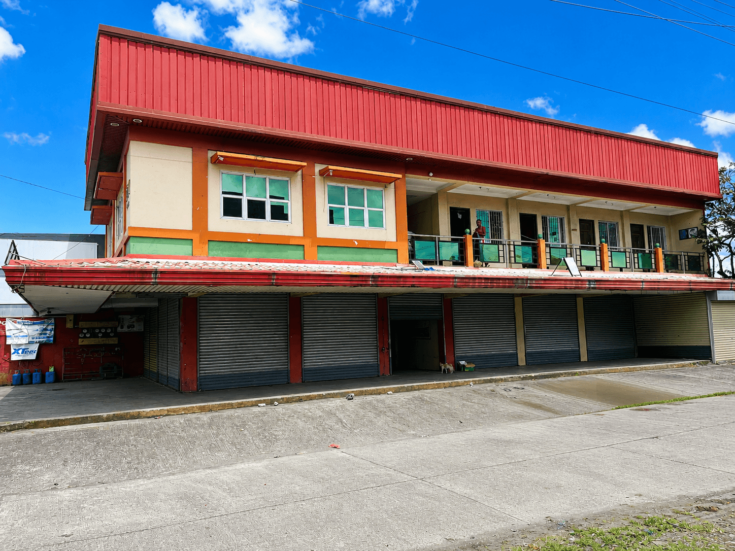 Property main image