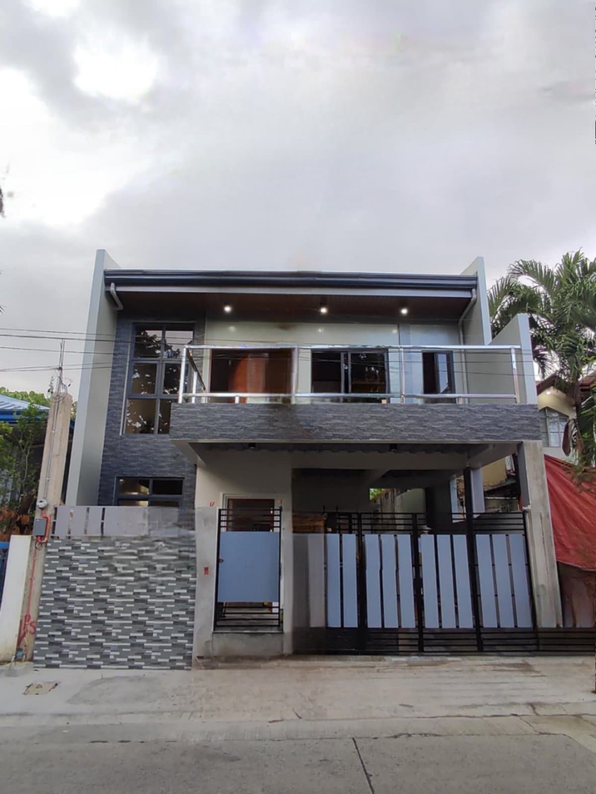 Cupang Antipo For Sale 2 Storey Single Attached House And Lot near Sm Center Downtown RG