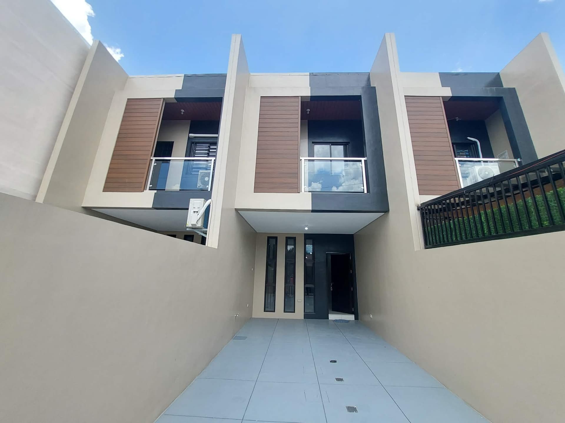 2 Storey Townhouse For Sale In SSS Village Brgy.Concepcion Dos Marikina-ND