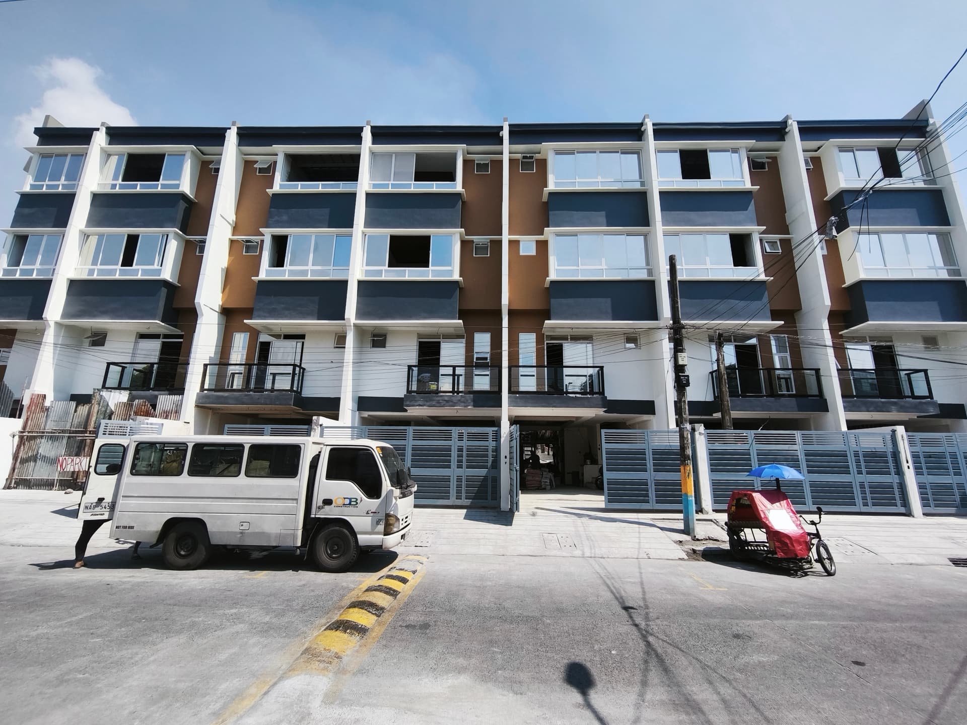 23.3M Brand New 4 Storey Townhouse with 4BR Near Boni ave in New Zañiga Mandaluyong City - LSS