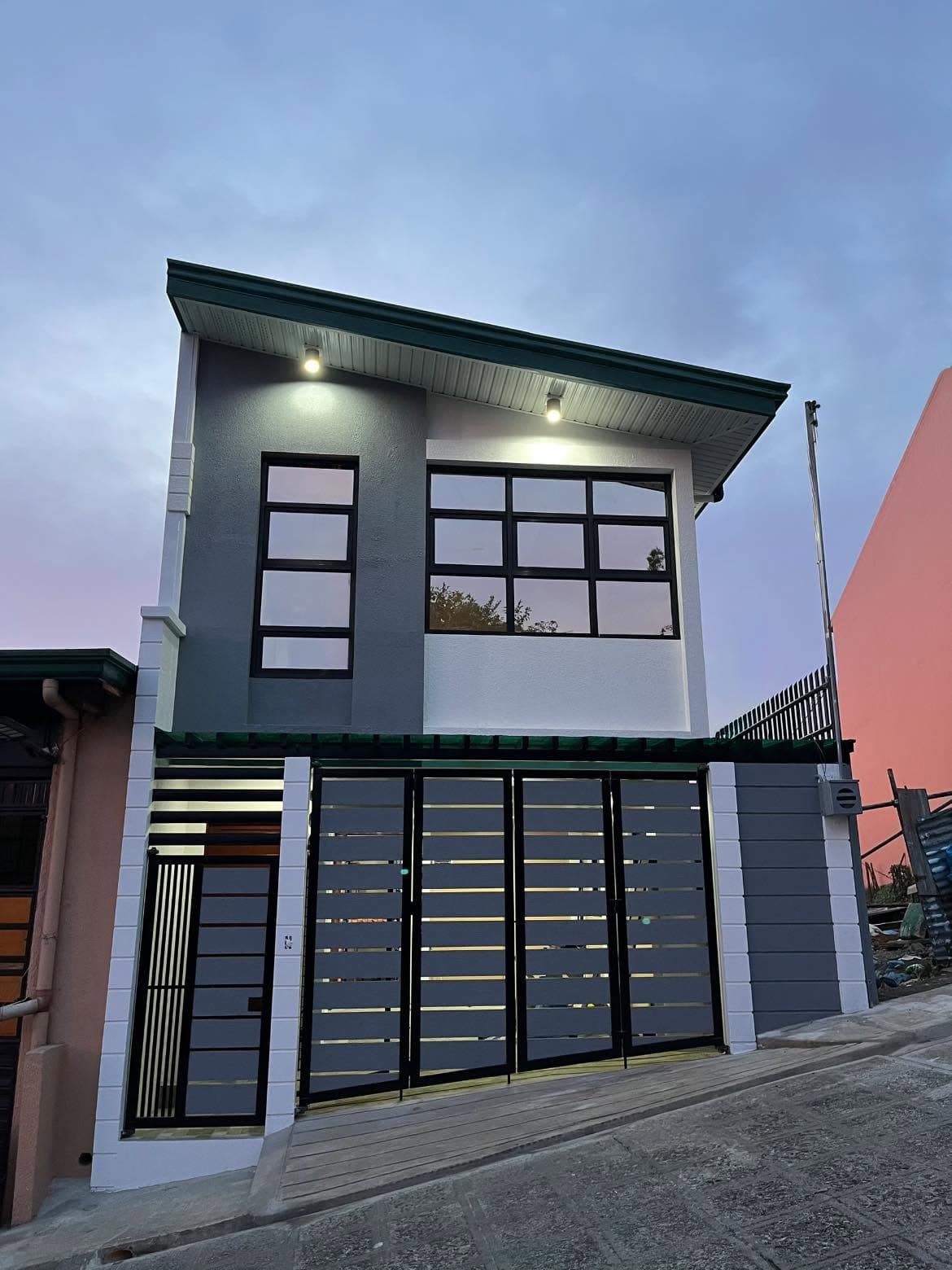 7.5M Brand New 3 Storey House & Lot with Overlooking View For Sale in Irisan Baguio City - LSS