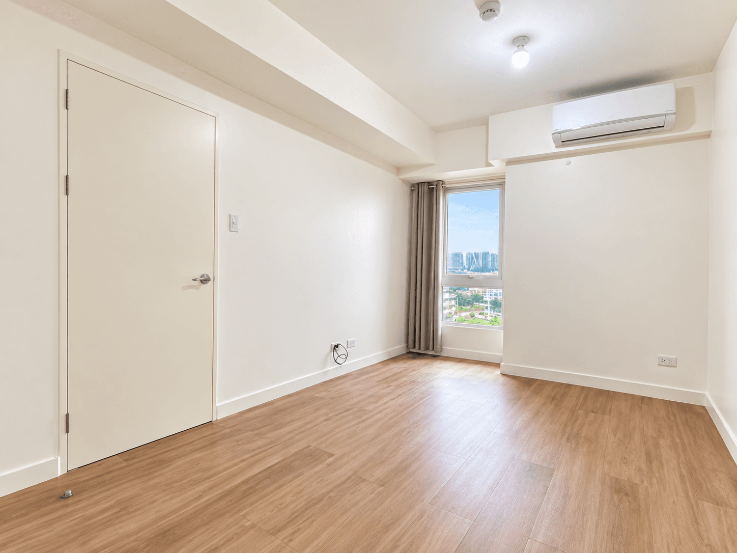 Oak Harbor Residences | 2BR 100sqm Condo for Sale in Parañaque
