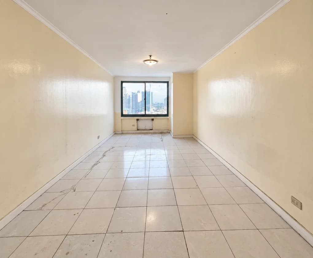 West Of Ayala Condominium | 2BR 104sqm Condo for Sale in Makati City