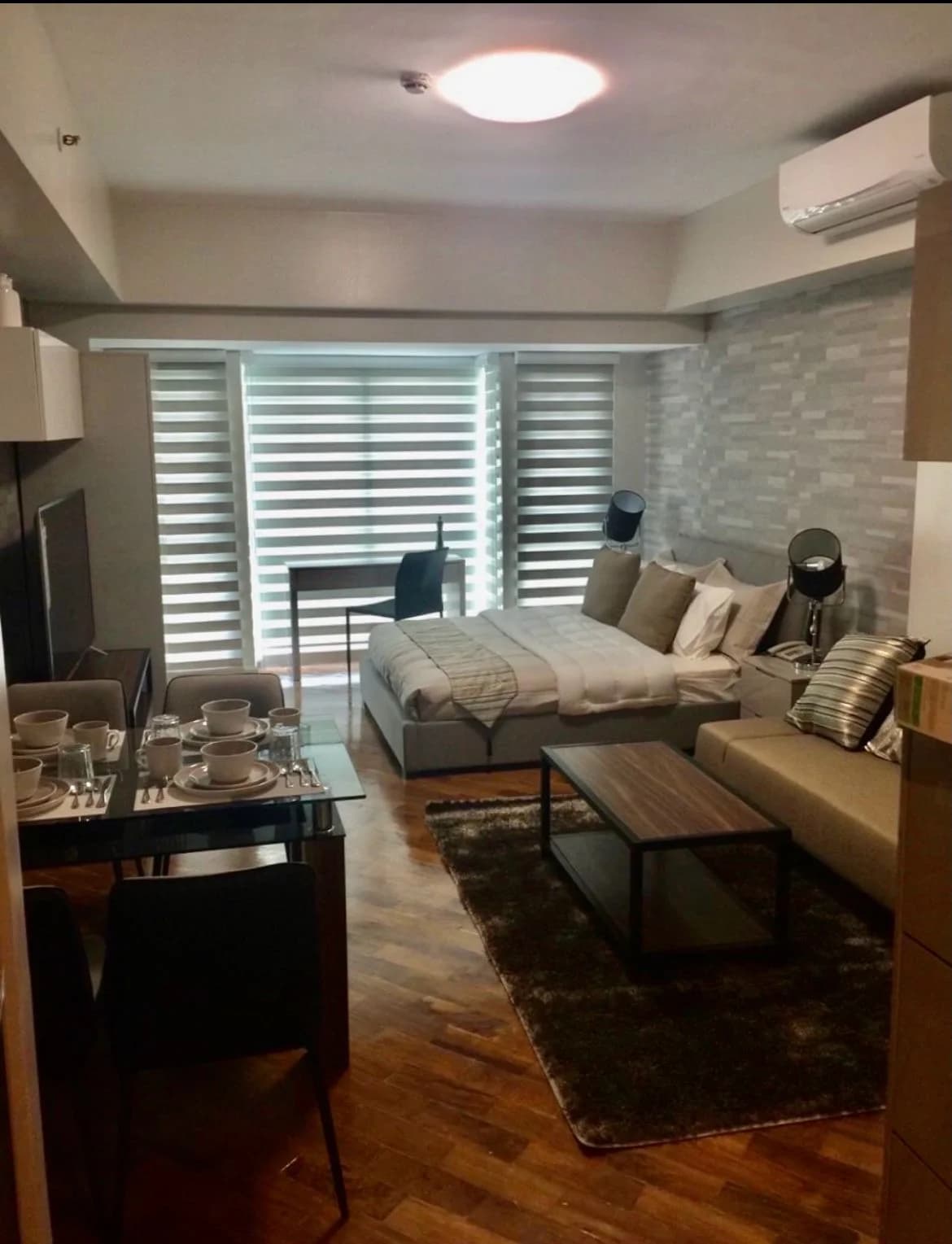 Manansala | Studio 40sqm Condo for Rent in Makati City - Rockwell