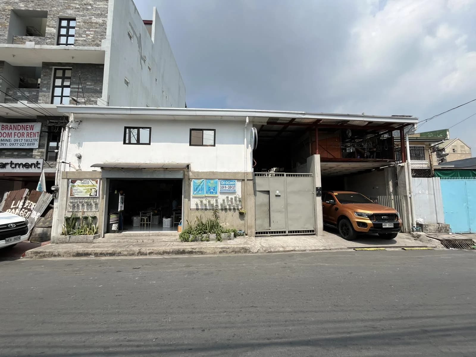 Property main image