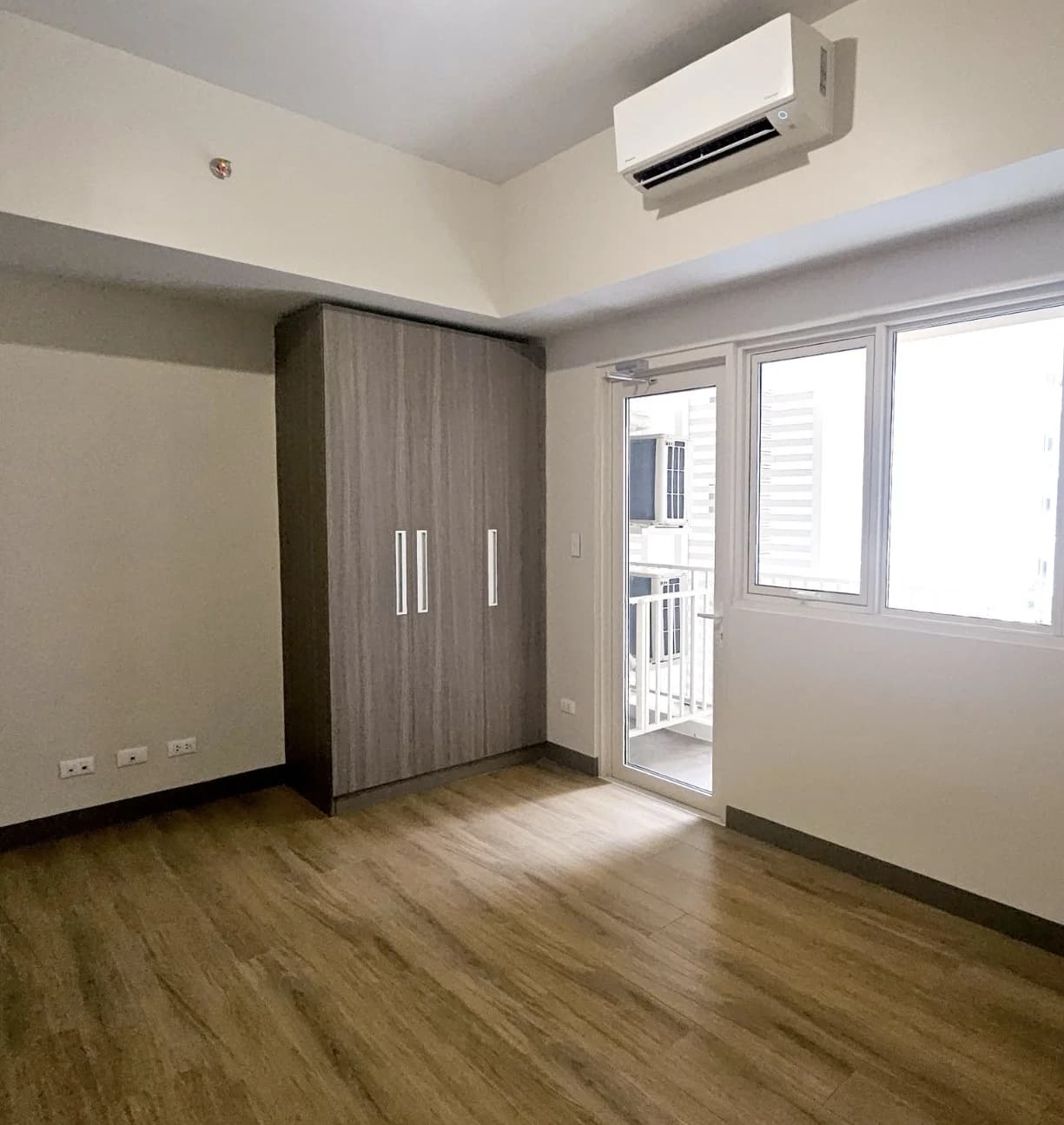 Park Mckinley West | 1BR 45sqm Condo for Rent in Taguig City - Mckinley