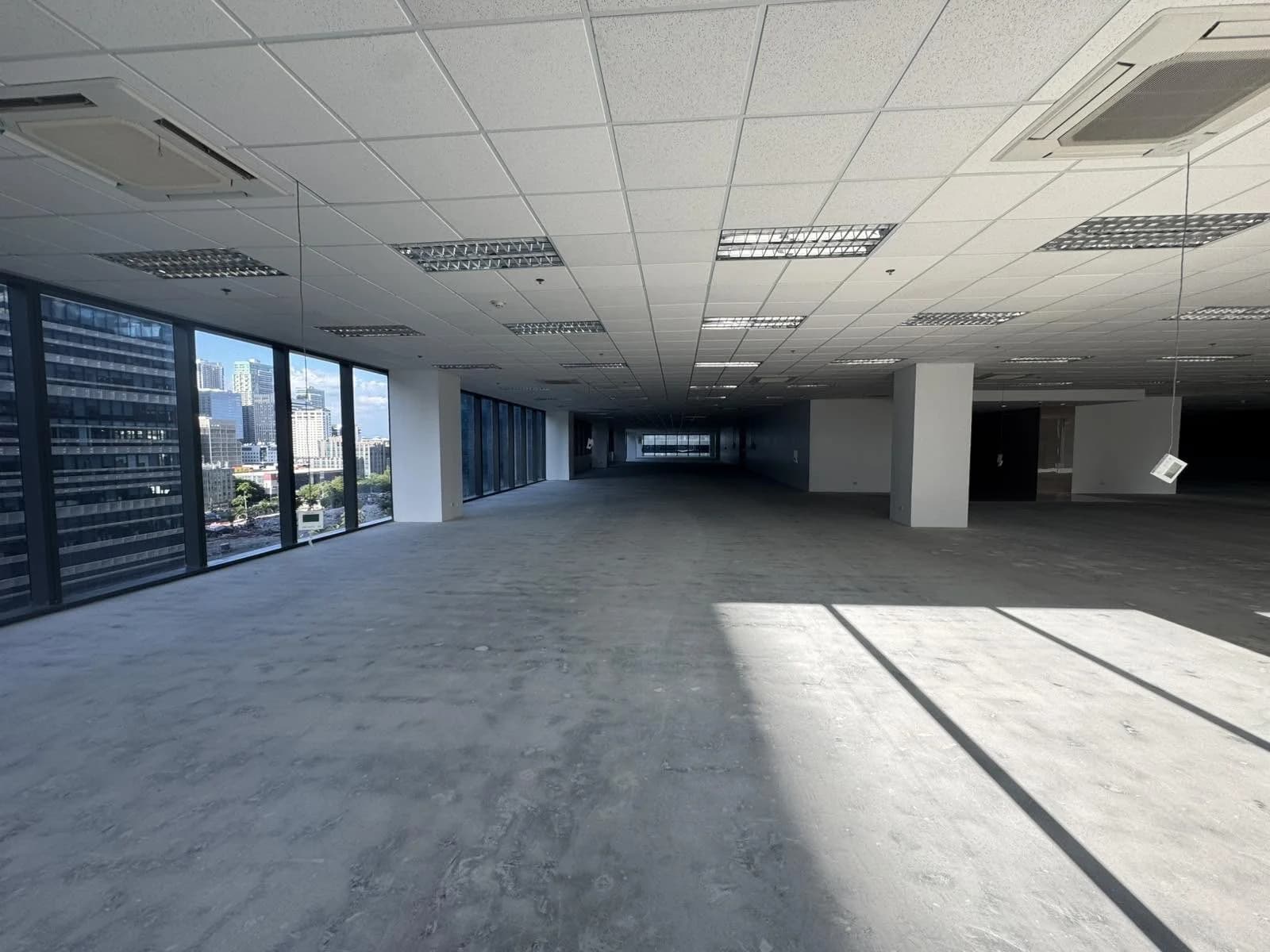 Milestone At Fifth Avenue | 541sqm Office Space for Rent in Taguig City - Bgc