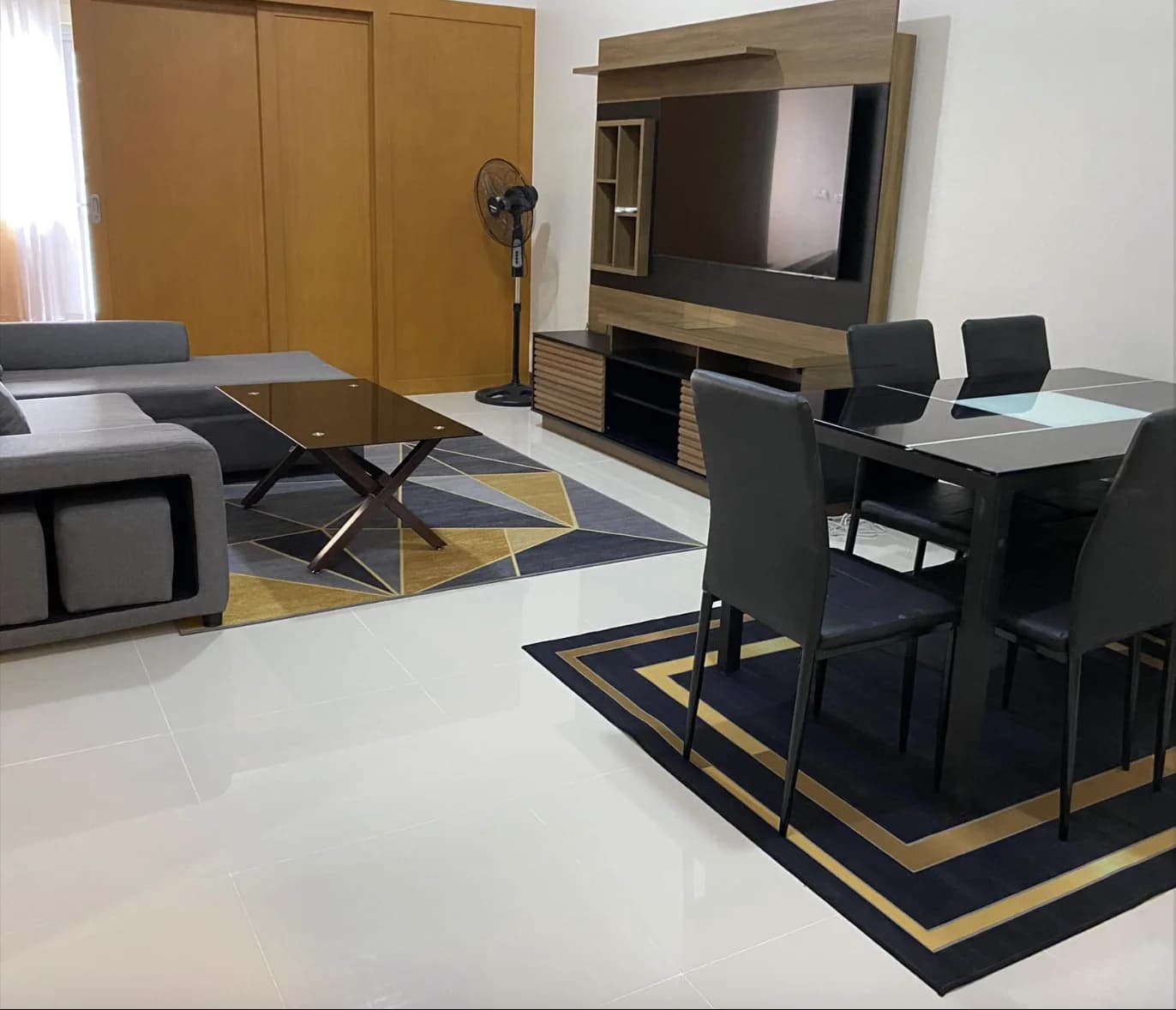 The Ellis Makati | 2BR 75sqm Condo for Sale in Makati City - Salcedo Village
