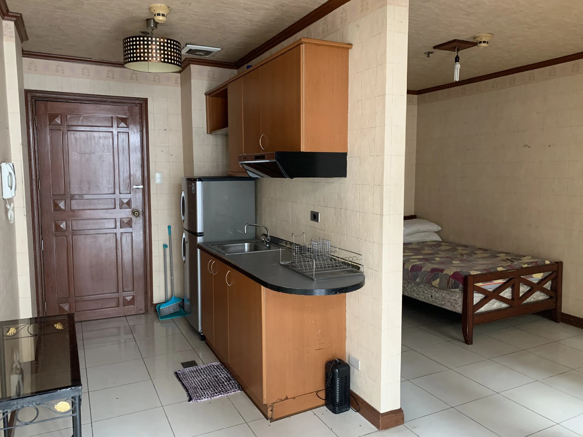 Antel Platinum Tower | Studio 33sqm Condo for Sale in Makati City