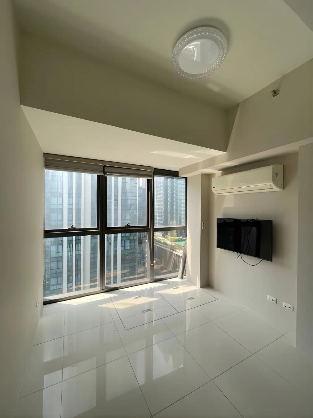Uptown Ritz Residence | 2BR 79sqm Condo for Rent in Taguig City - Bgc