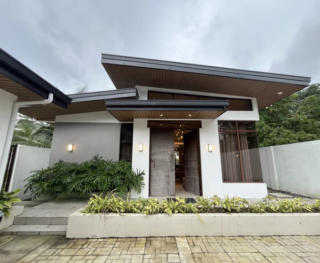 Morong | 4BR 500sqm Resort for Sale in Bataan