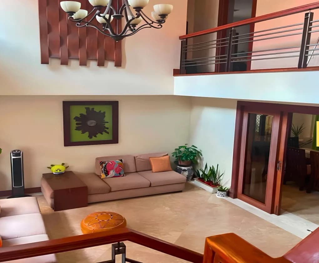 House & Lot In Kapitolyo, Pasig | 5BR 391sqm House & Lot for Sale in Pasig City